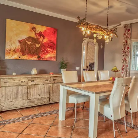 Casa Hollandia فيلة *