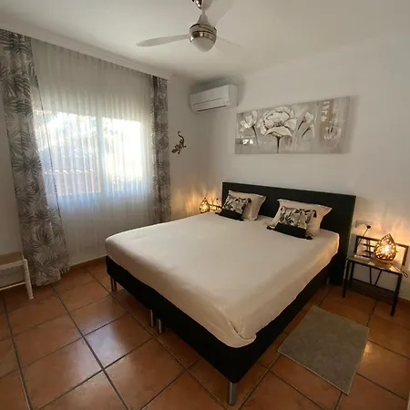 Casa Hollandia * Viñuela